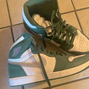 AIR JORDAN 1 HIGH OG 'GORGE GREEN'- no shoe box